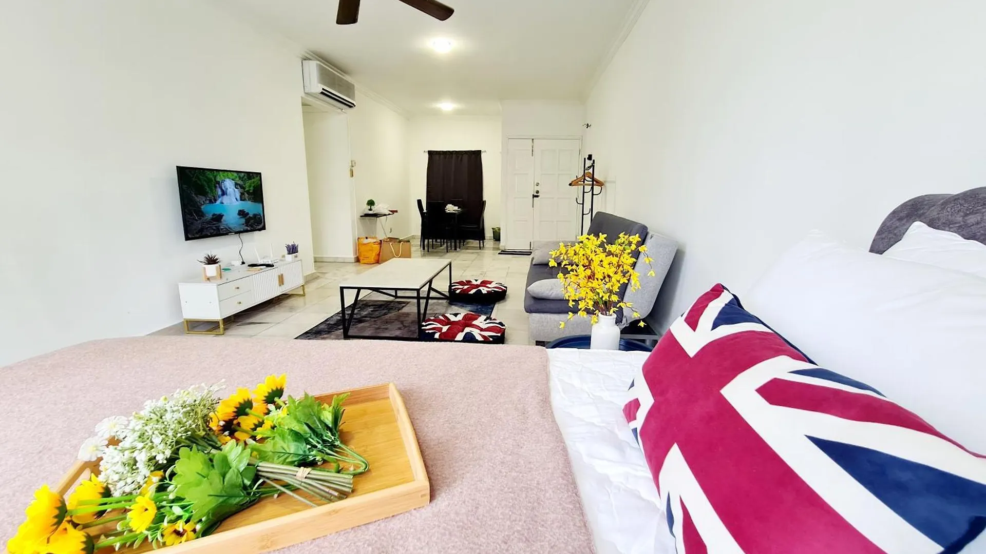 9 Guest 3 Room Sri Petaling Night Market Bkt Jalil Pavilion Jalil Stadium Sport Center Imu Tbs Station Kuala Lumpur 0*,